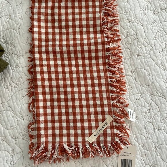 Magnolia Kitchenware Bundle - Picture 4 of 7